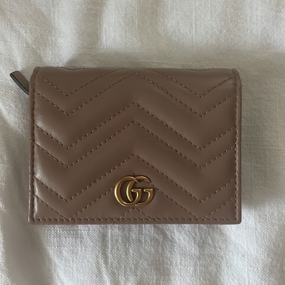 Gucci Marmont card case wallet in dusty pink, used once just bought in July